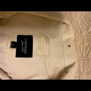 La marqué leather crop jacket.